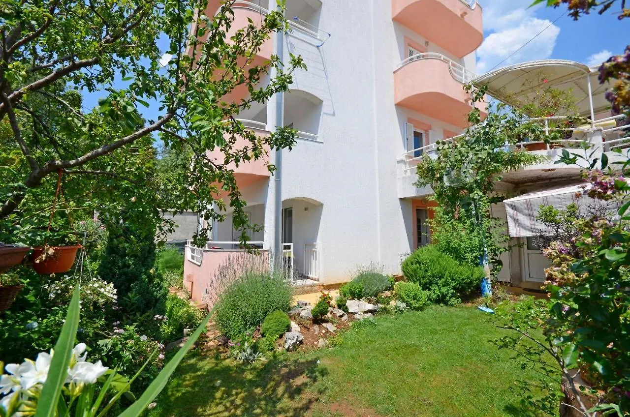 Apartments Snjezana Novi Vinodolski