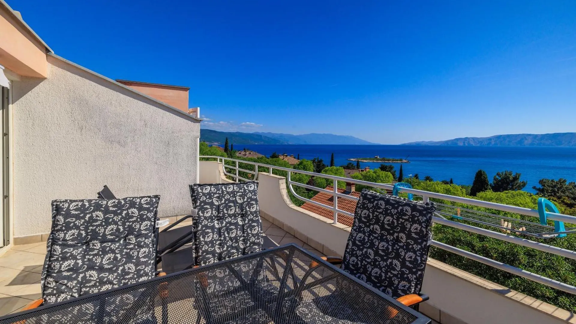 Apartments Snjezana Novi Vinodolski