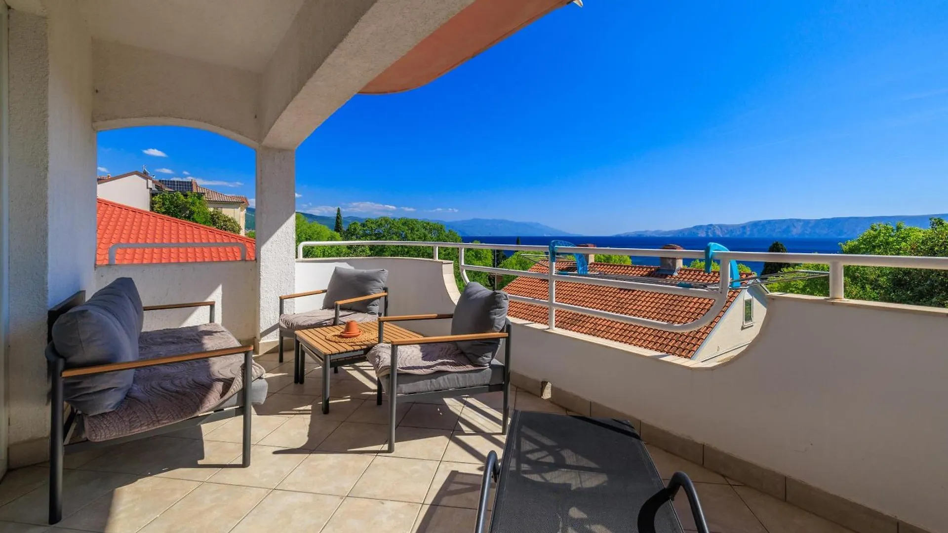 Apartments Snjezana Novi Vinodolski