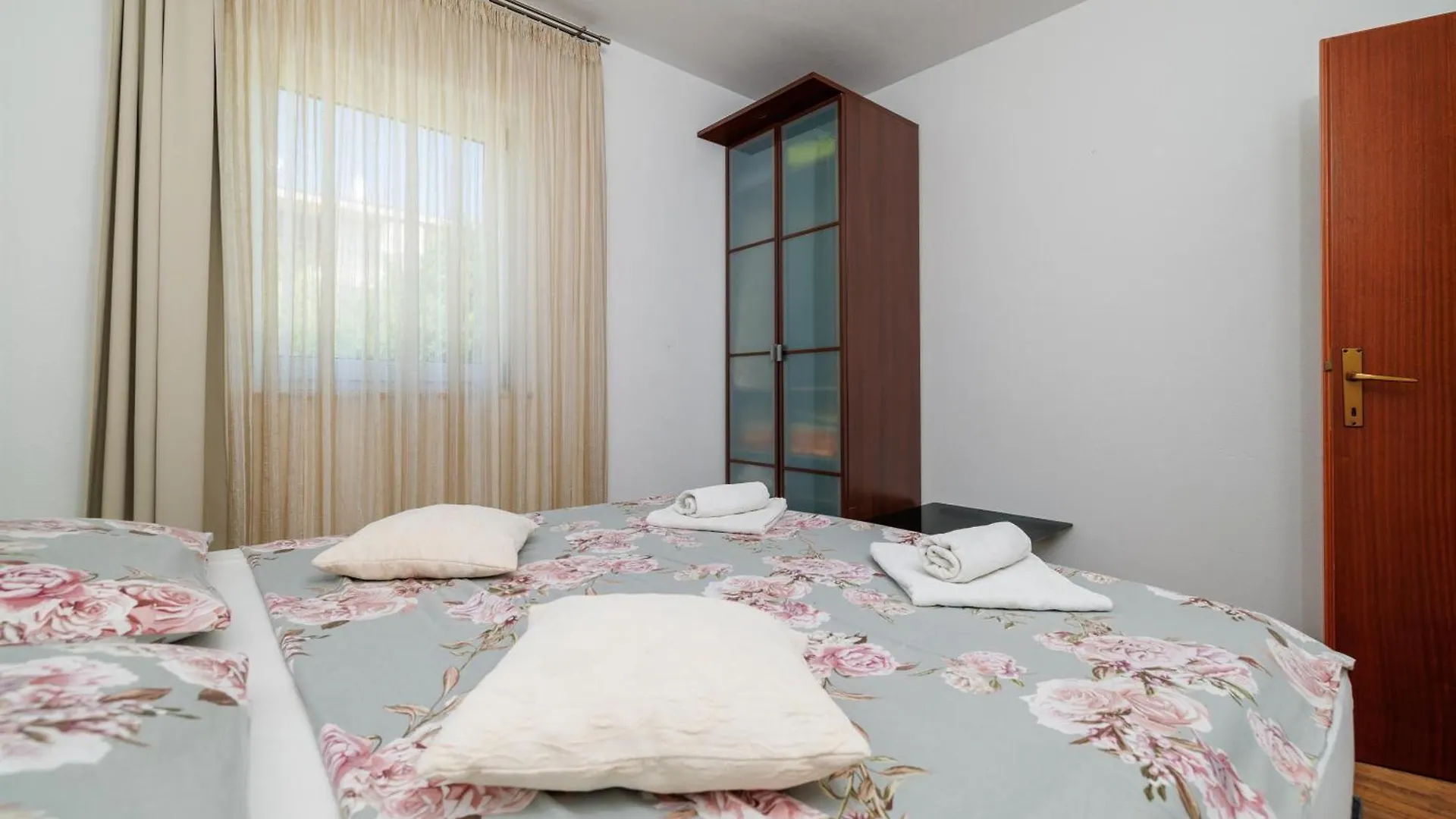 Apartments Snjezana Novi Vinodolski Kroatien
